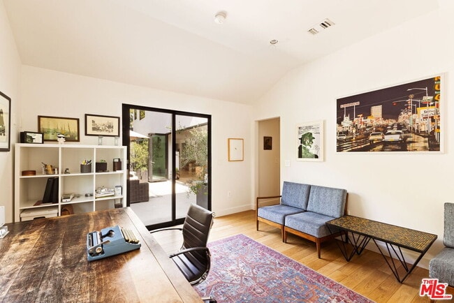Building Photo - 4301 Cromwell Ave