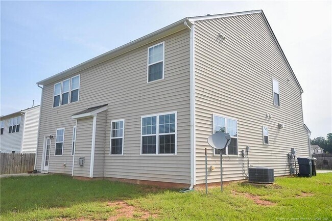 Building Photo - 110 Quartermaster Dr