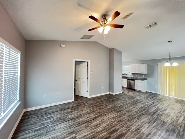 Building Photo - Beautiful 3 BD/2BA Home in Ocala!!!