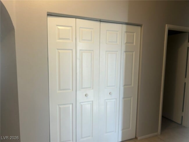 Building Photo - 948 Chaps Cir