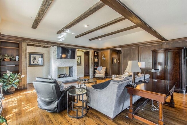 Building Photo - 6301 Christon Ct