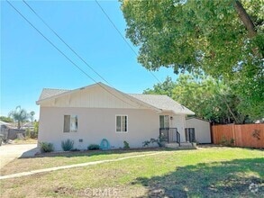 Building Photo - 608 N Currier St