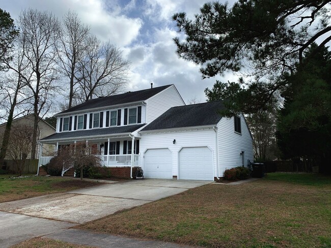 Building Photo - CEDARWOOD