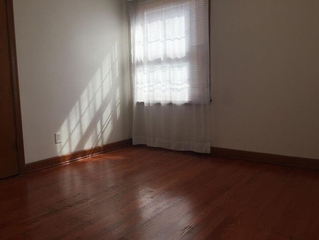 Building Photo - 205 S 65th St