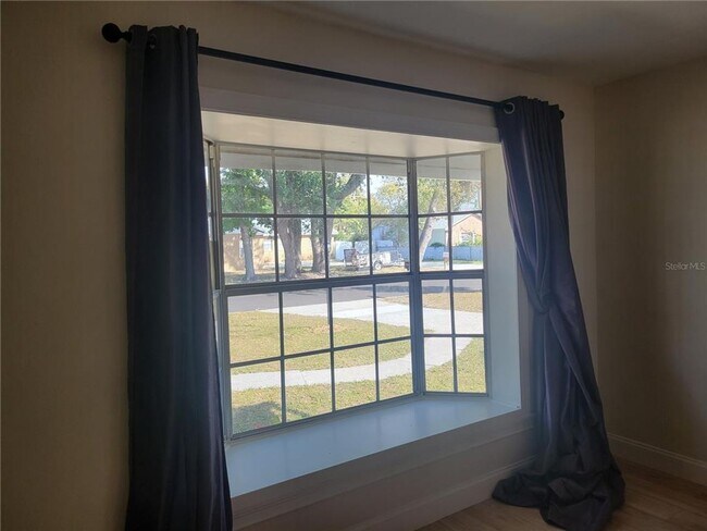 Building Photo - 6412 Wingfoot Cir