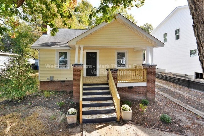 Building Photo - 216 N Guthrie Ave