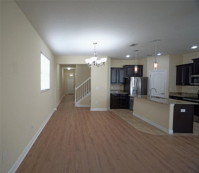 Building Photo - 2822 Lantern Hill Ave