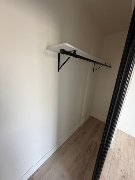 Building Photo - 2113 Montana St