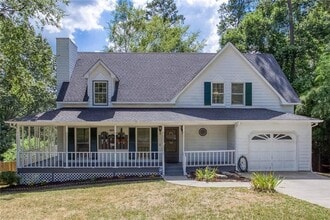 Building Photo - 512 Fieldwood Dr NW