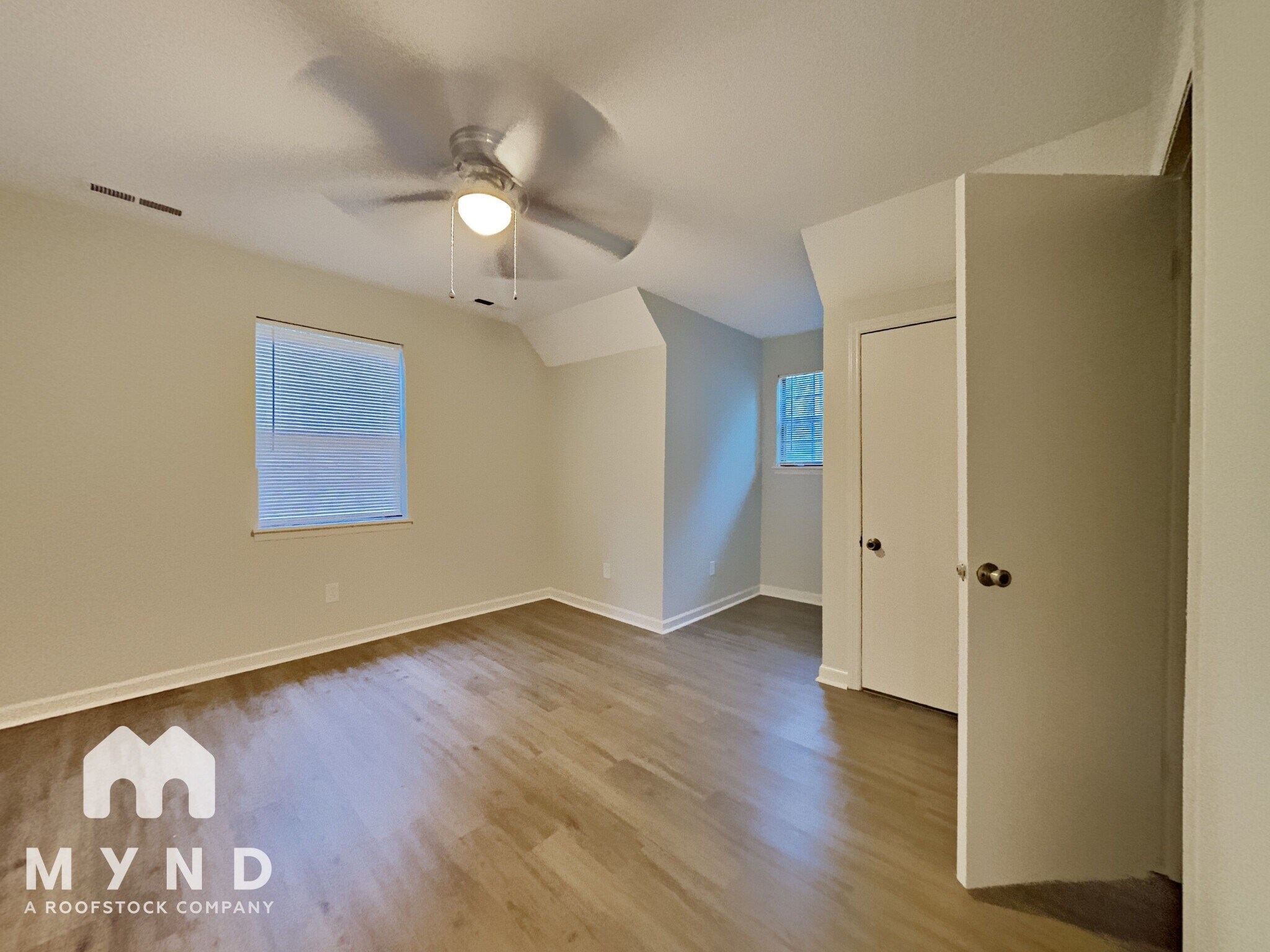 Building Photo - 377 St John Rd NW