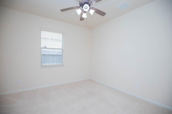 Building Photo - 7427 Boerne Creek Dr