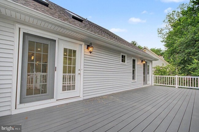 Building Photo - 2501 Eastern Point Ct