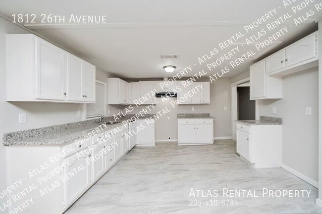 Building Photo - 1812 26th Ave