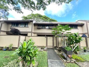 Building Photo - 3br/2.5ba/2pkg in Kaneohe PETS NEGOTIABLE