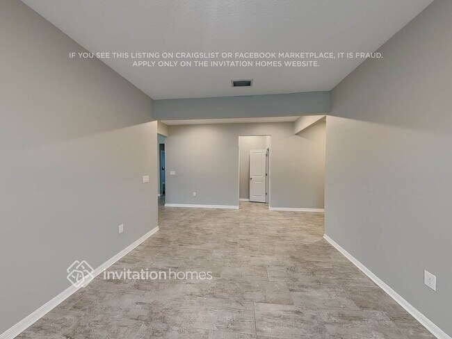 Building Photo - 11821 Cara Field Ave