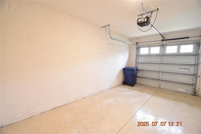 Building Photo - 11418 Cay Spruce Wy