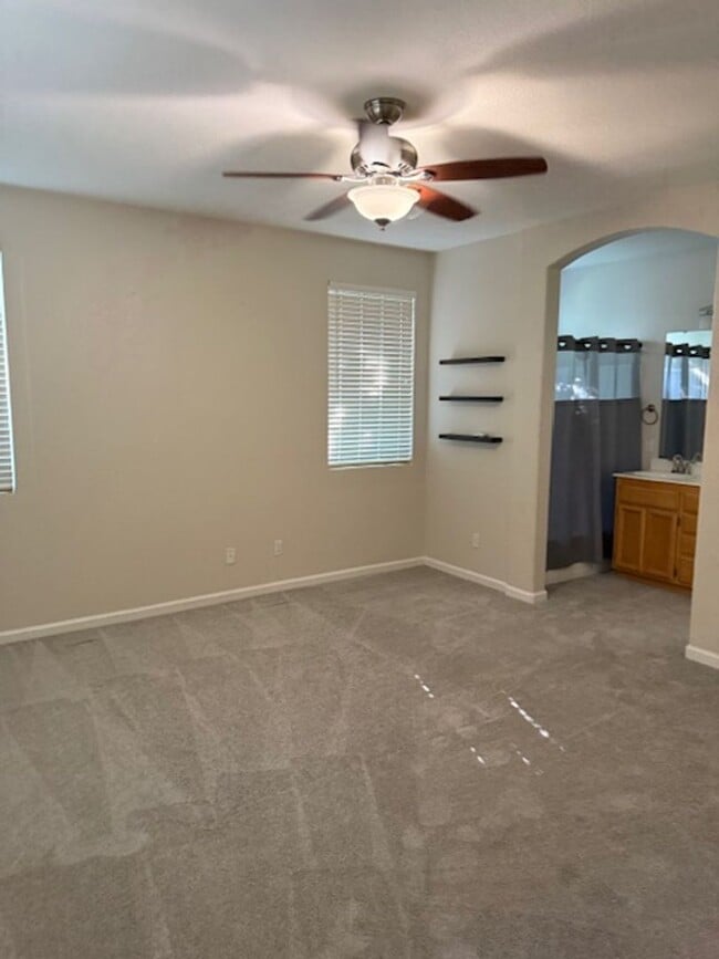 Building Photo - Spacious Single Story House in Natomas