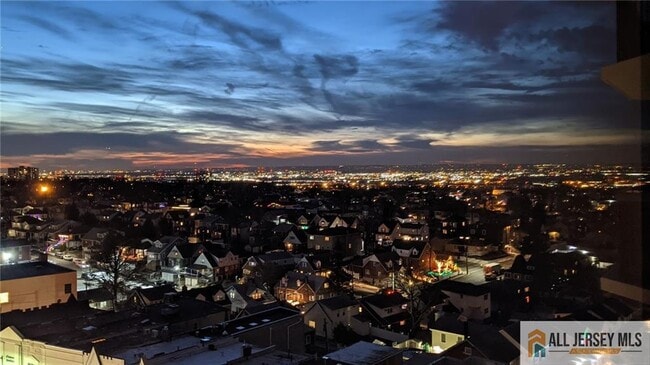 Primary Photo - 770 Anderson Ave