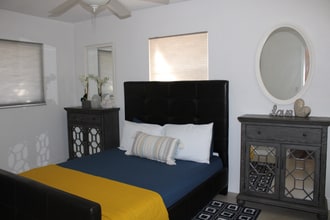 Building Photo - 5551 SW 36th St