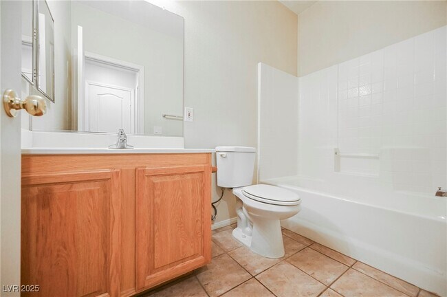 Building Photo - 764 La Tosca St