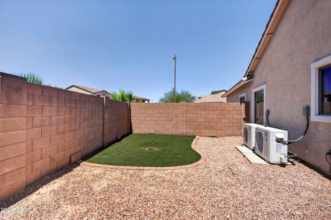 Building Photo - 6118 N 133rd Ave