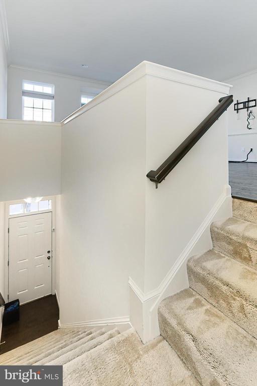 Building Photo - 210 Apsley Terrace