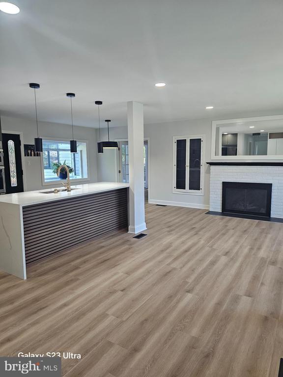 Building Photo - 4949 Old Dominion Dr