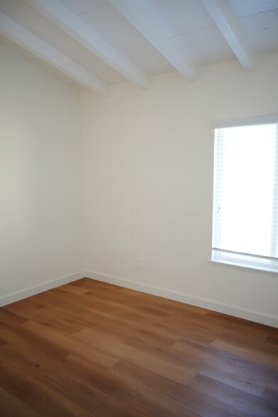 Building Photo - 7330 Amanda Ct