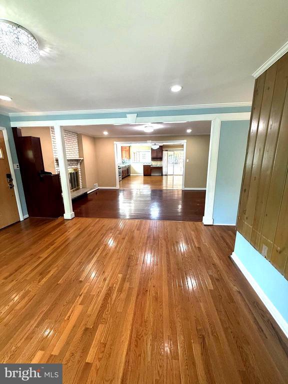 Building Photo - 816 Crothers Ln