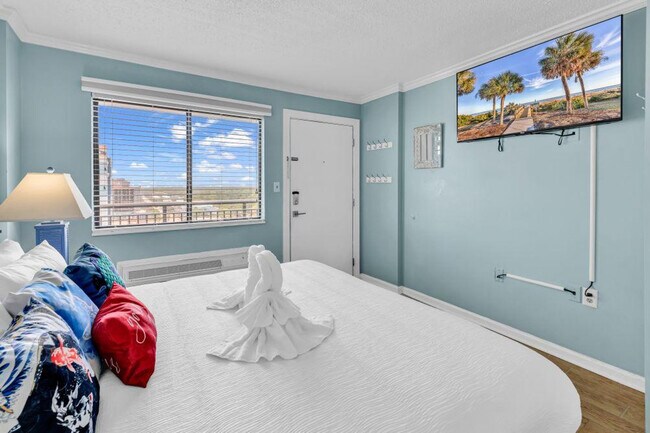 Building Photo - 2001 S Ocean Blvd