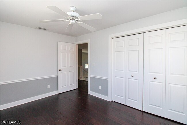 Building Photo - 135 Lady Palm Dr