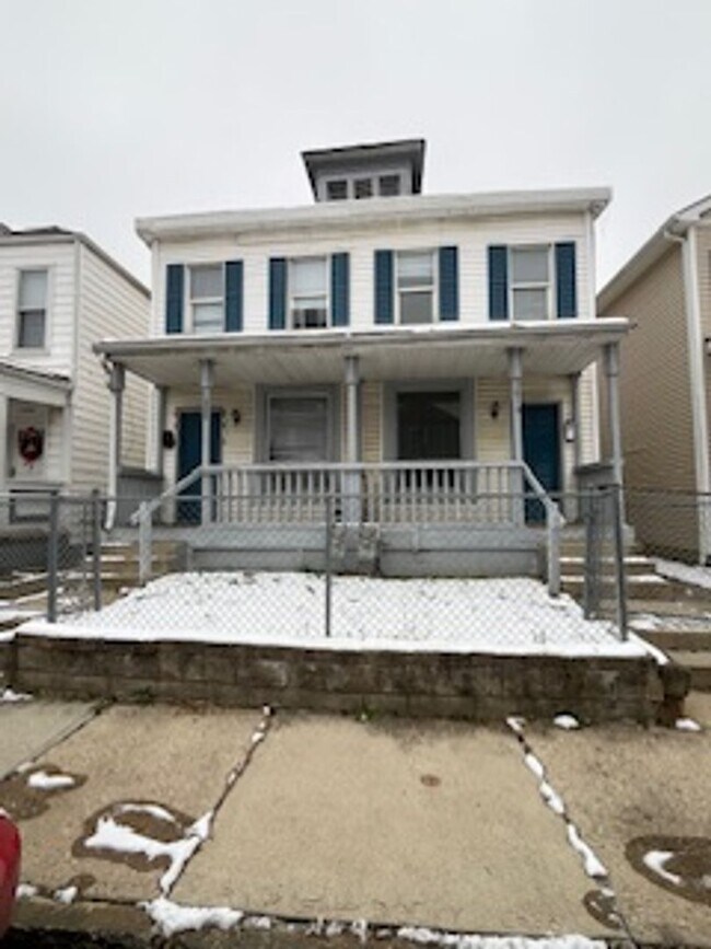 Building Photo - 1808-1810 S 6th St