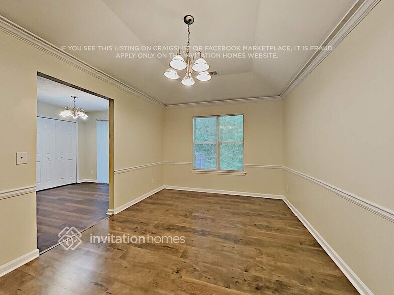 Building Photo - 275 Promenade Way SW