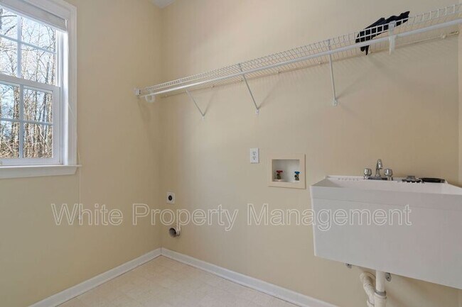 Building Photo - 12507 Provincetowne Dr