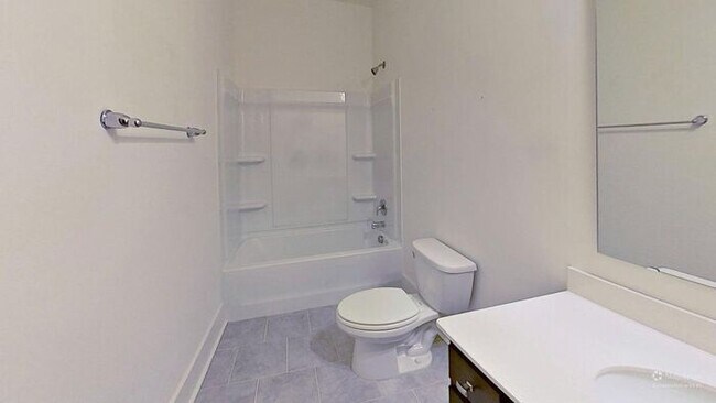 Building Photo - 4 bedroom / 3.5 bath home in Ravenel, SC