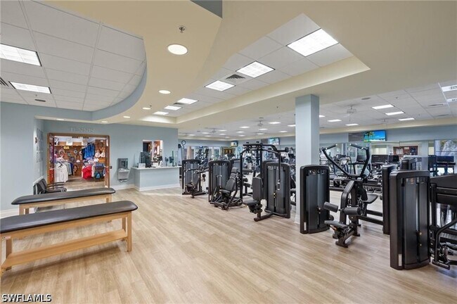 Building Photo - 6020 Pelican Bay Blvd