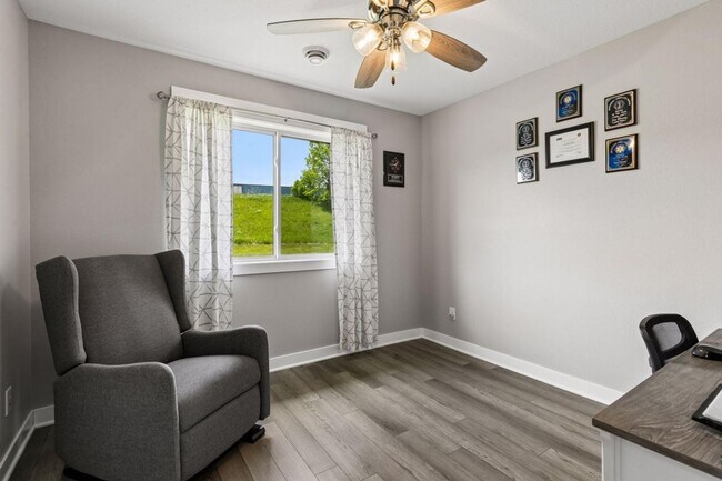 Building Photo - 3 Bedroom 2 Bath Luxury Home in Montgomery