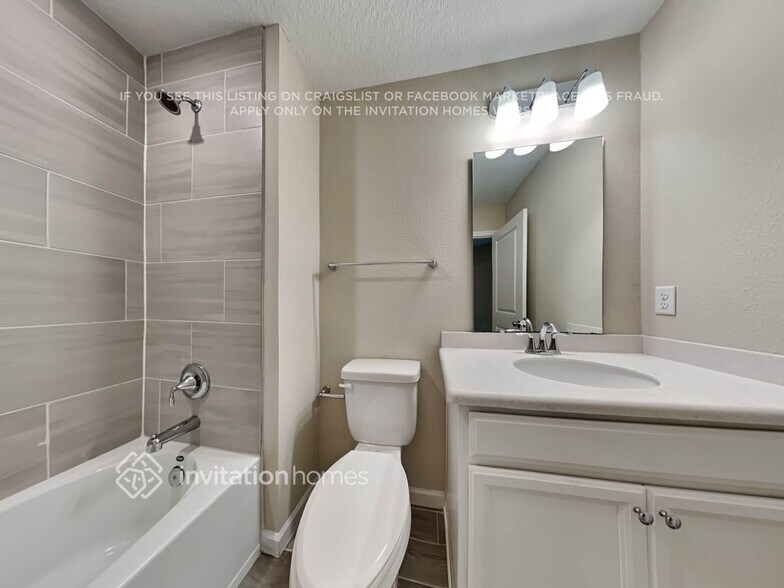 Building Photo - 13269 Shore Grass Dr