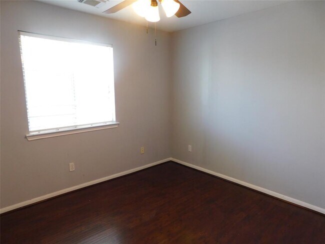 Building Photo - 2914 Bluegrass Ct