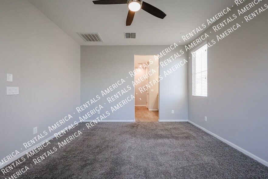 Building Photo - 3366 E Dogwood Pl
