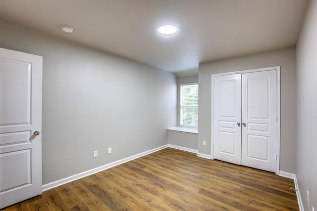 Building Photo - 12125 Tacoma Ridge Dr