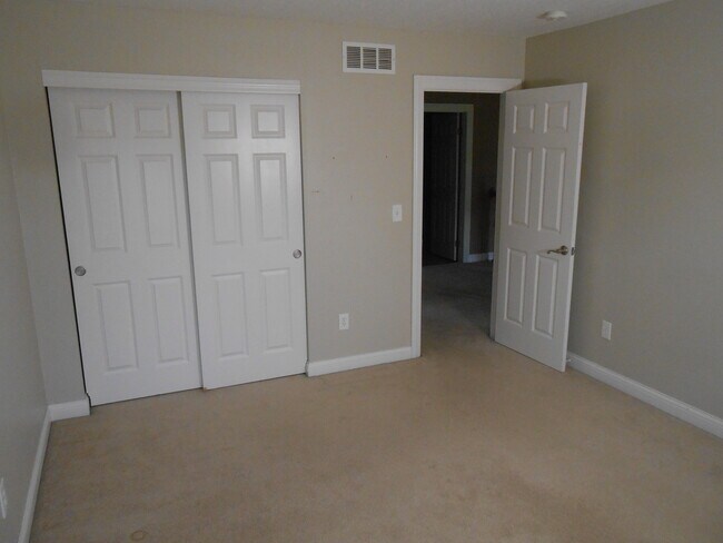 Building Photo - 8006 Caraway Ave