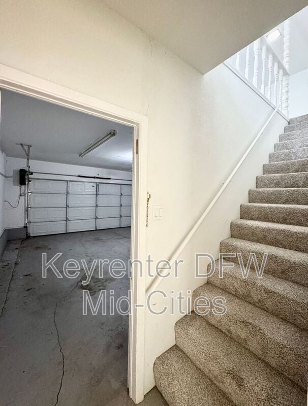 Building Photo - 13411 Charcoal Ln