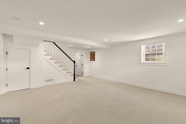 Building Photo - 4105 17th St NW