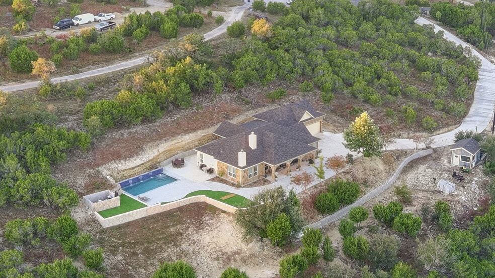 Building Photo - 21404 Lonesome Ct