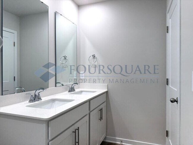 Building Photo - Beautiful New Construction Home Surrounded by Nature: 4 Beds , 2-Car Garage ,Washer & Dryer Included