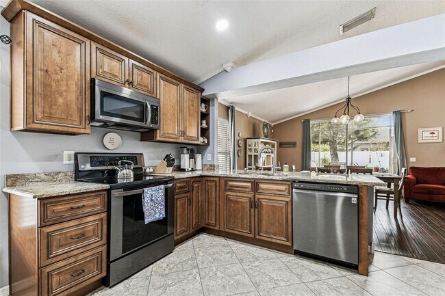 Building Photo - 3843 Bellewater Blvd