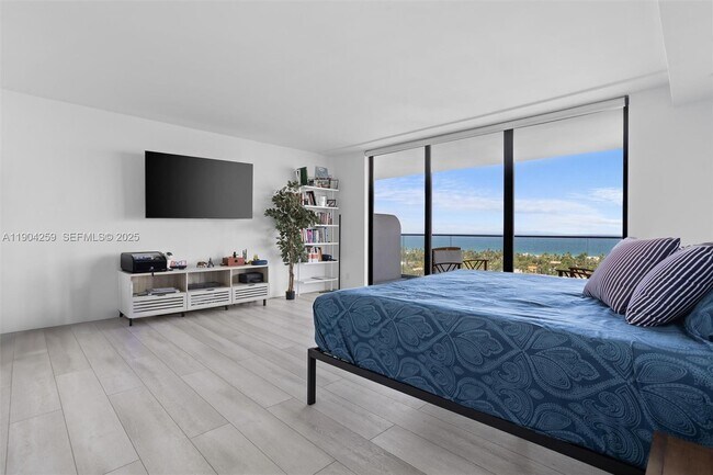 Building Photo - 19707 Turnberry Way