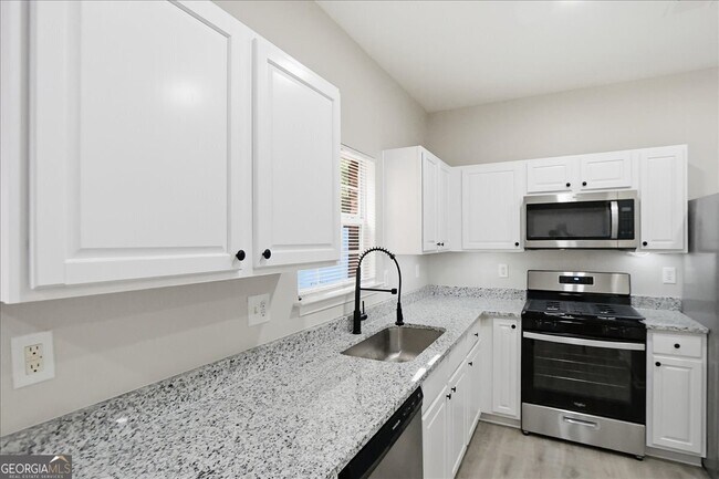 Building Photo - 5630 Lawley Rd