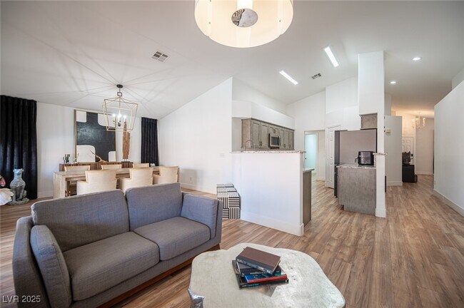 Building Photo - 5312 Bright Sky Ct